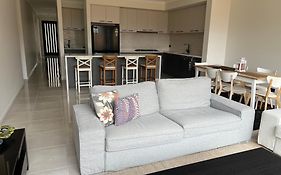 Stay In Tarneit West Melbourne